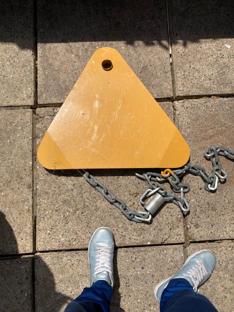 Vehicle wheel security clamp