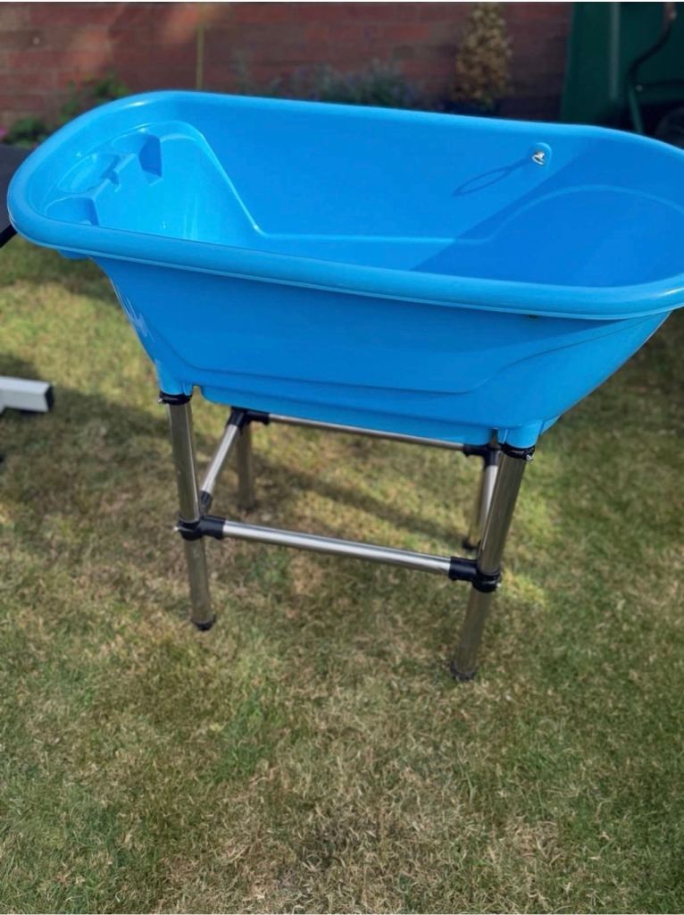 Dog bath