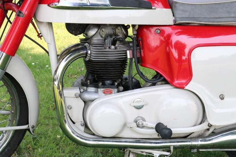 Norton Dominator 99 Deluxe 1962. Matching numbers A Gorgeous Motorcycle
