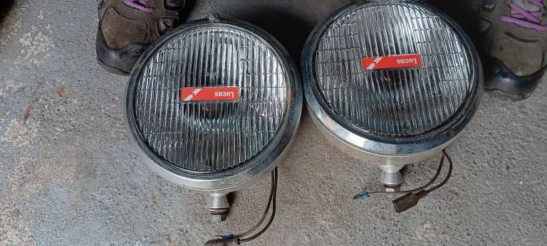 Ford Escort Mk2 spotlights