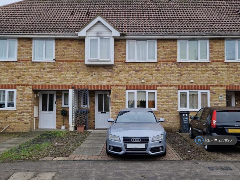 3 bedroom house in Station Mews, Ramsgate, CT12 (3 bed) (#2771198)