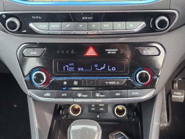 2018 Hyundai IONIQ 1.6 h-GDi Premium SE Hatchback 5dr Petrol Hybrid DCT Euro 6 (s/s) (141 ps) Hat...