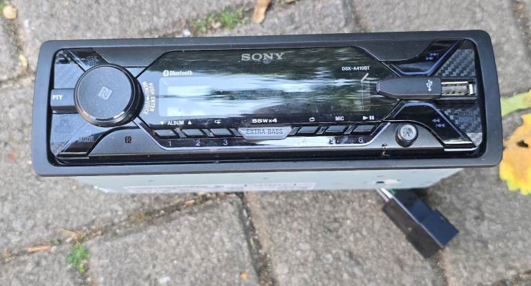 Sony car stereo 