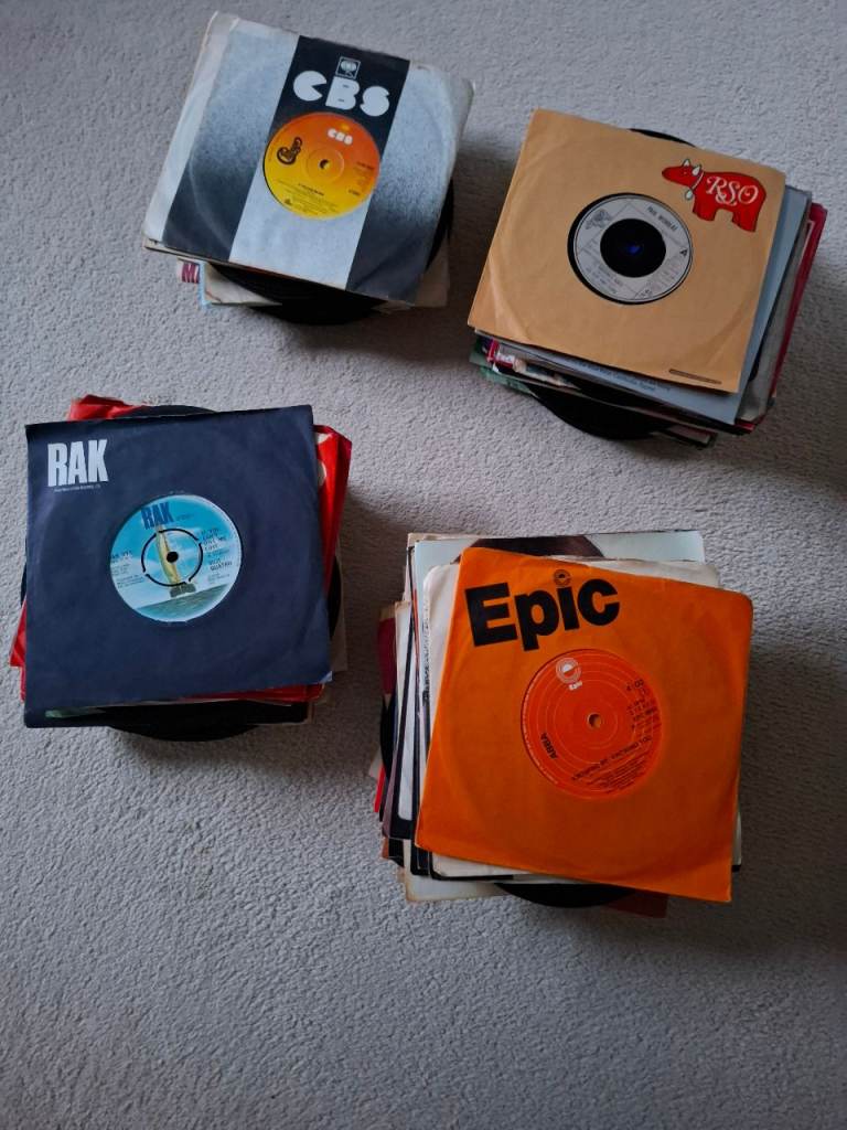 RECORD COLLECTION 178 X 7 INCH VINYL SINGLES,1970s ,1960s MOTOWN,SOUL,POP,ROCK & ROLL,R&B ETC