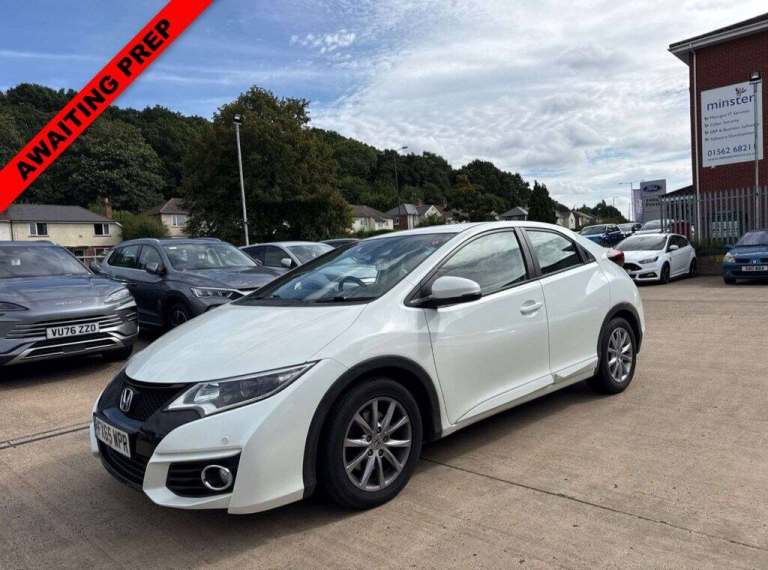 2015 Honda Civic 1.6 i-DTEC SE Plus 5dr [Nav] HATCHBACK DIESEL Manual
