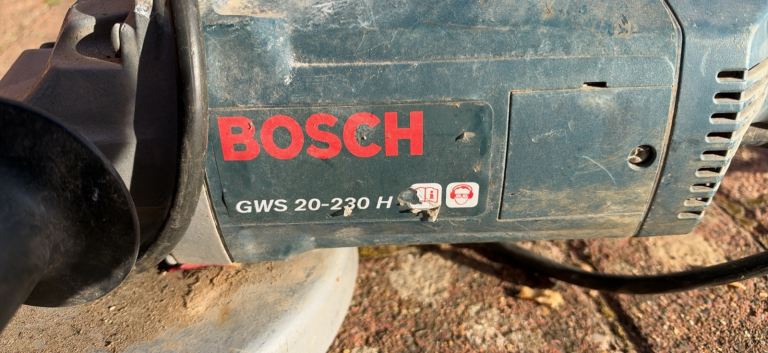 Bosch GWS 20-230 H Angle Grinder – Fair Condition