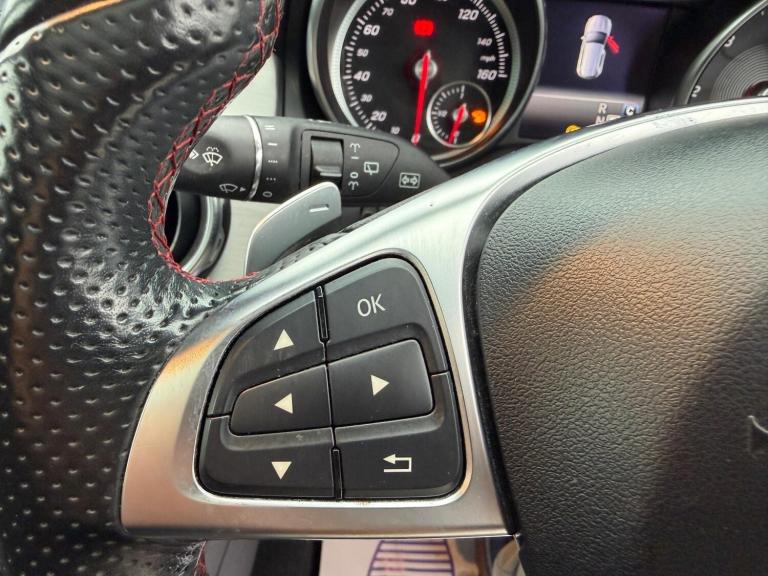 2017 Mercedes-Benz GLA GLA 220d 4Matic AMG Line Prem Plus 5dr Auto ESTATE DIESEL Automatic