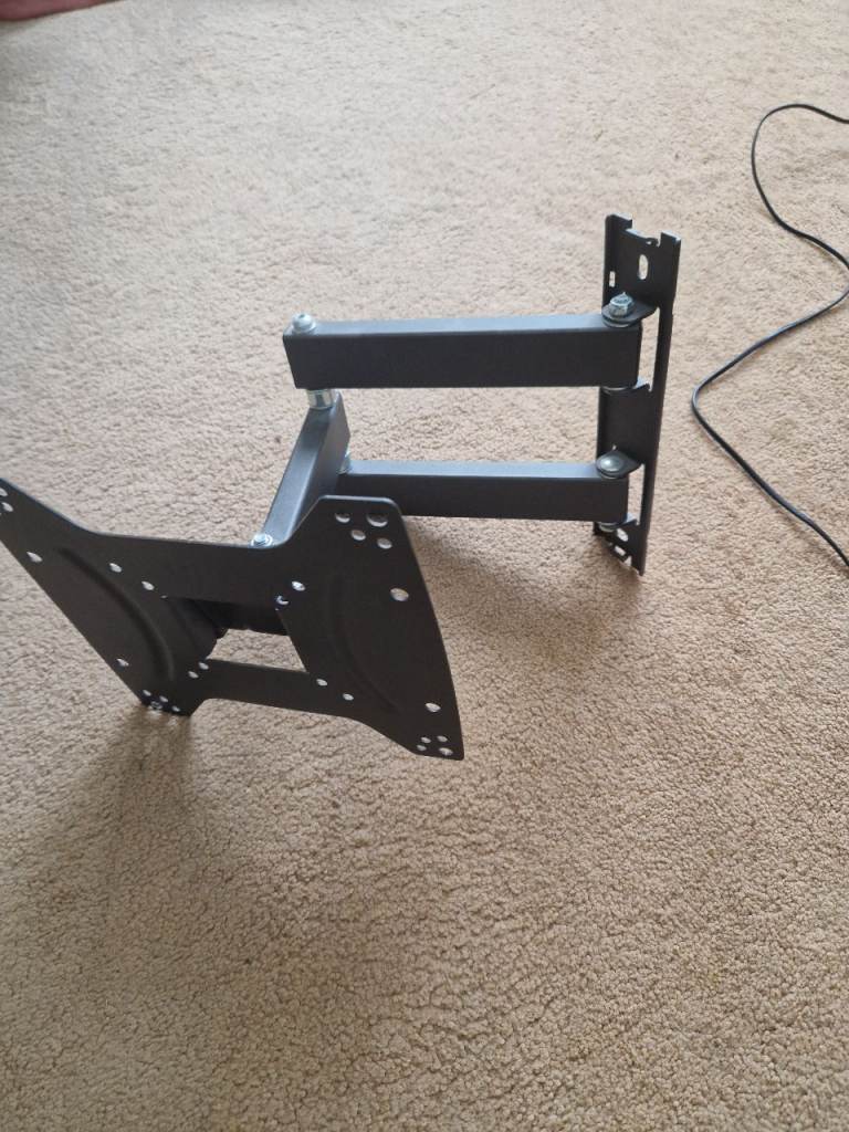 Adjustable TV Wall Mount Bracket - Good Condition