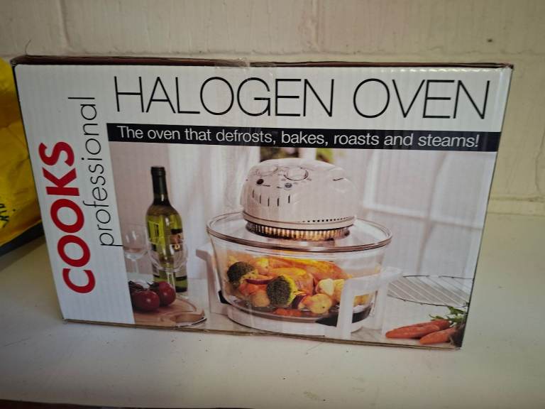 Cooks Professional Halogen Oven - New in Box