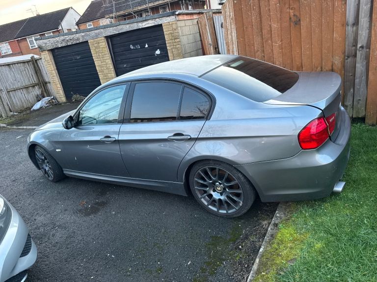 BMW, 3 SERIES, Saloon, 2009, Manual, 1995 (cc), 4 doors