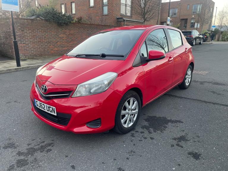 2012 Toyota Yaris 1.33 VVT-i TR 5dr HATCHBACK Petrol Manual