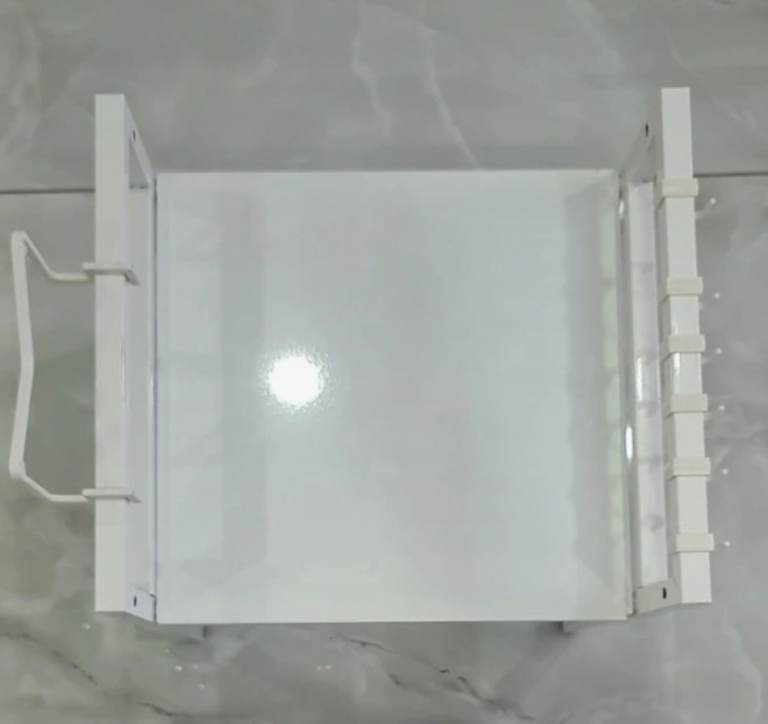 Agiustable microwave rack 