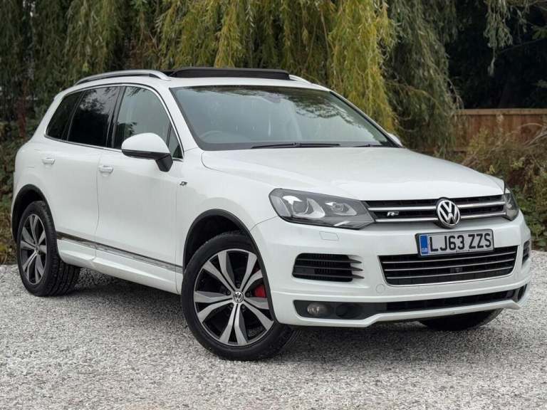 2013 Volkswagen Touareg 3.0 TDI V6 BlueMotion Tech R-Line Tiptronic 4WD Euro 5 (s/s) 5dr ESTATE D...