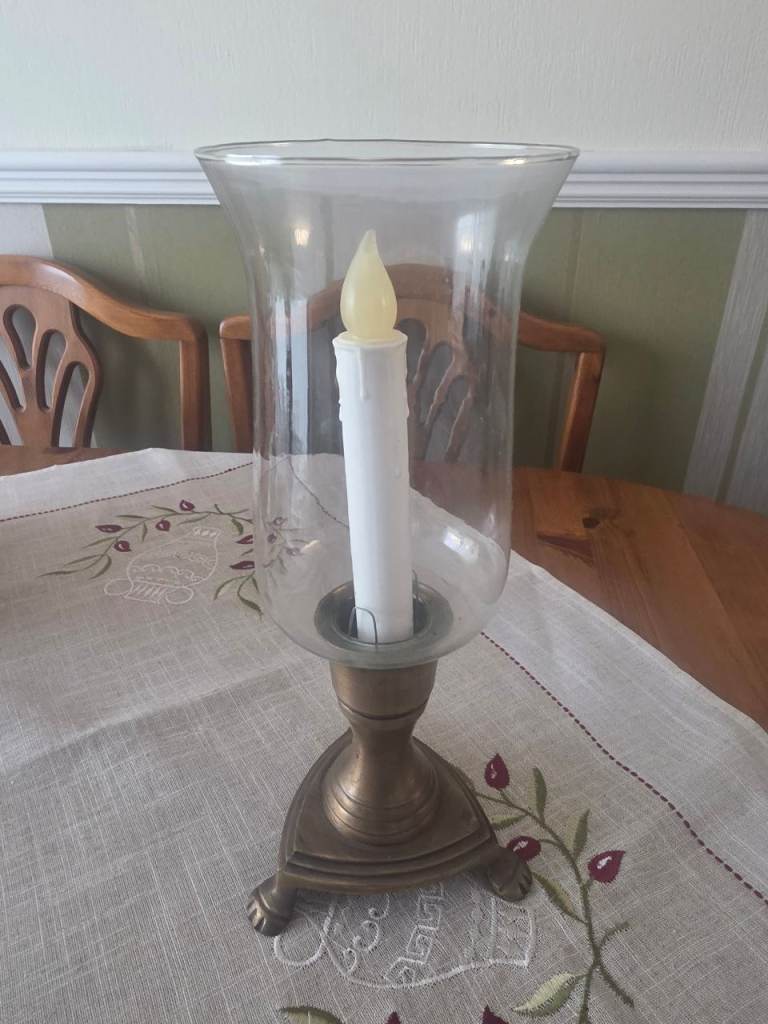 HURRICANE DISPLAY LAMP