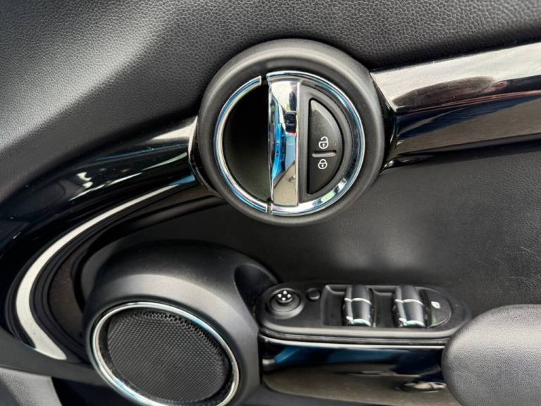 2015 15 MINI HATCH 1.5 COOPER HATCHBACK 5DR PETROL MANUAL EURO 6 (S/S) (136 PS)