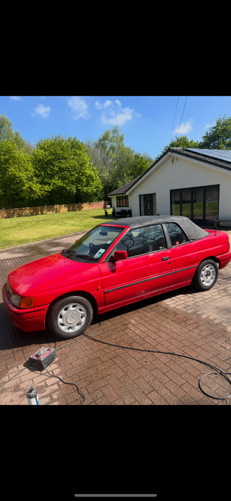 1991 FORD ESCORT 1.6 EFi INJECTION CONVERTIBLE ONLY 38k MILES