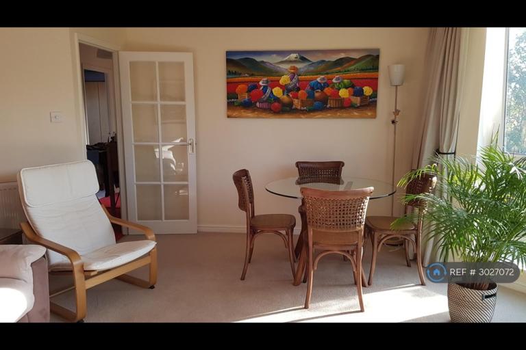 2 bedroom flat in Barquentine Place, Cardiff, CF10 (2 bed) (#3027072)
