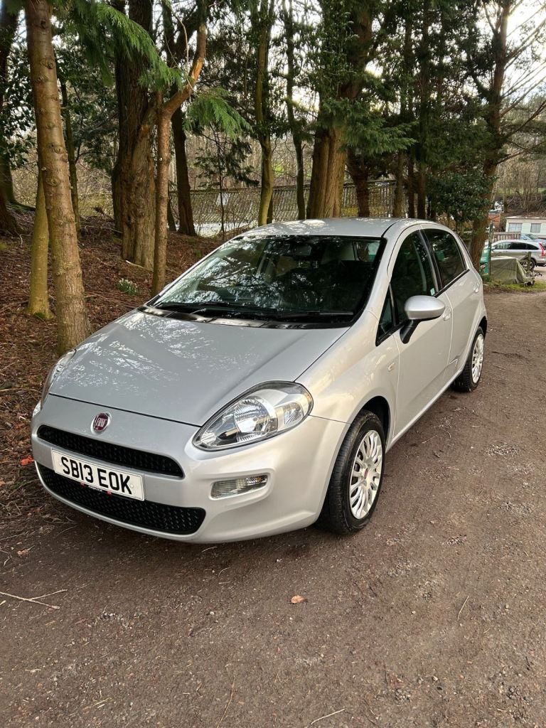 Fiat, PUNTO, Hatchback, 2013, Manual, 1242 (cc), 5 doors