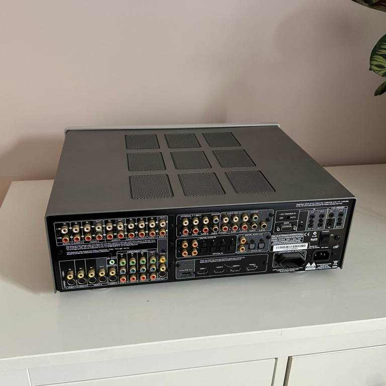 NAD Masters Series M15 HD - Pre Amplifier / Processor - 7.2 Channel - Titanium