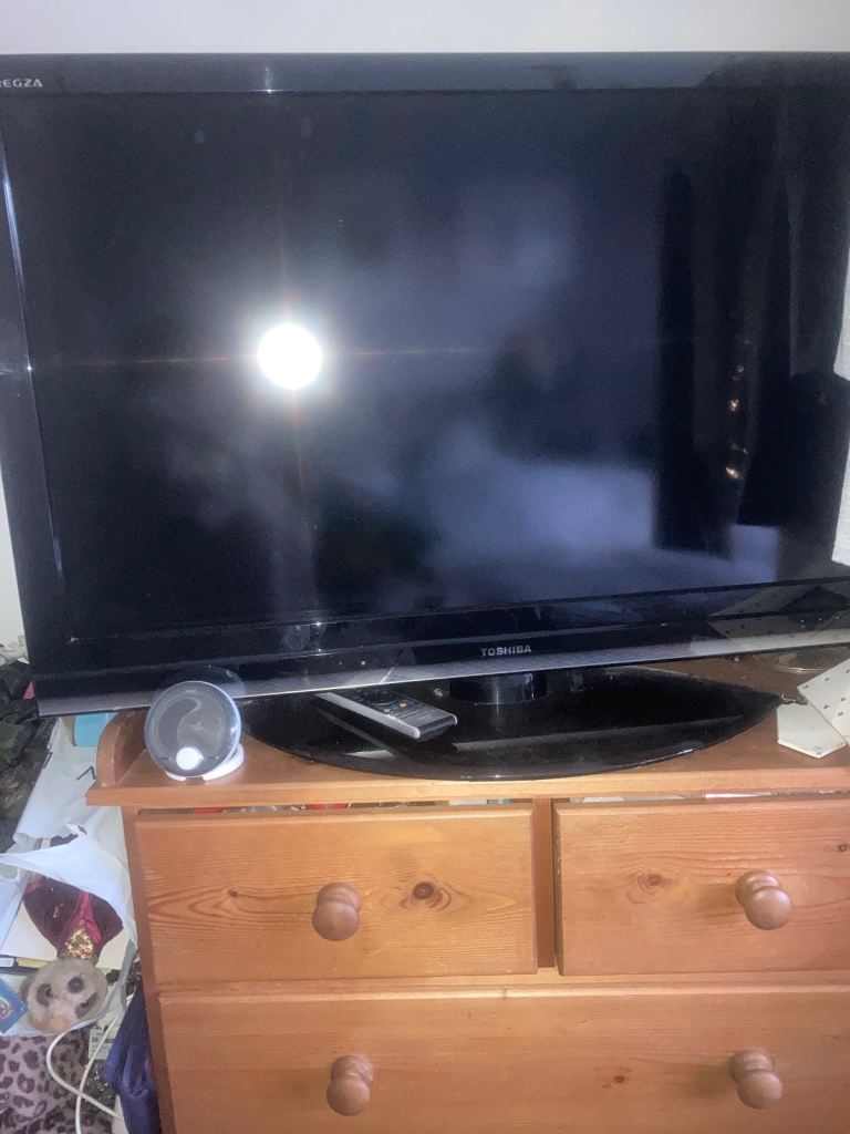 40”Toshiba Regza tv