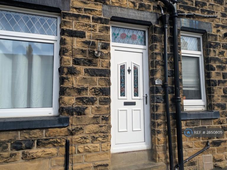 2 bedroom house in Nora Road, Leeds, LS13 (2 bed) (#2850805)