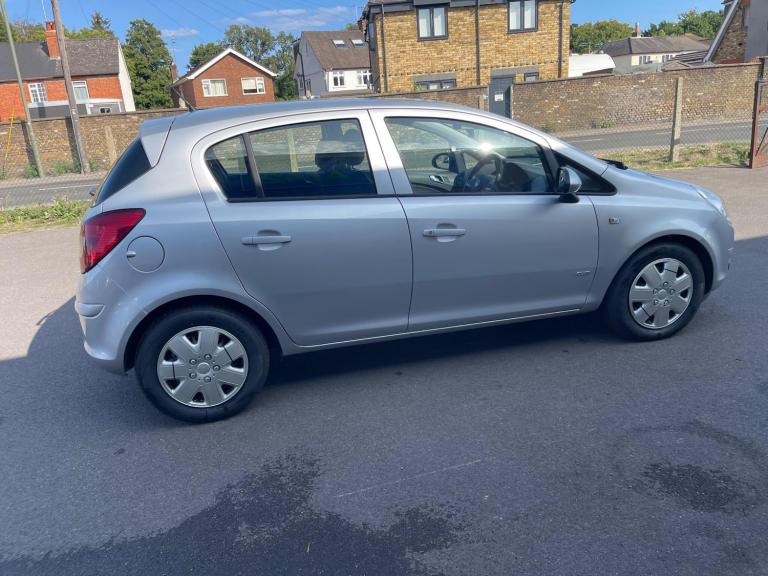 2009 Vauxhall Corsa 1.2i 16v Club 5dr HATCHBACK Petrol Manual