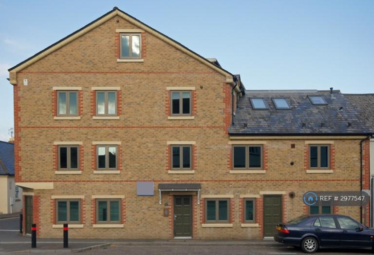 1 bedroom flat in Kingston Road, Taunton, TA2 (1 bed) (#2977547)