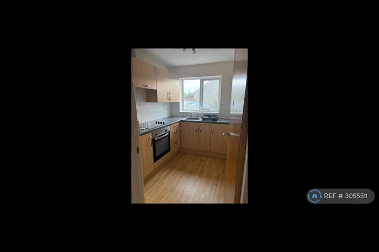 1 bedroom flat in Bolsover Street, Nottingham, NG15 (1 bed) (#3055511)