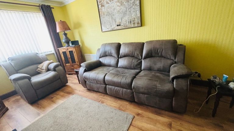 Brown Recliner Sofa and Armchair Set – Good Condition