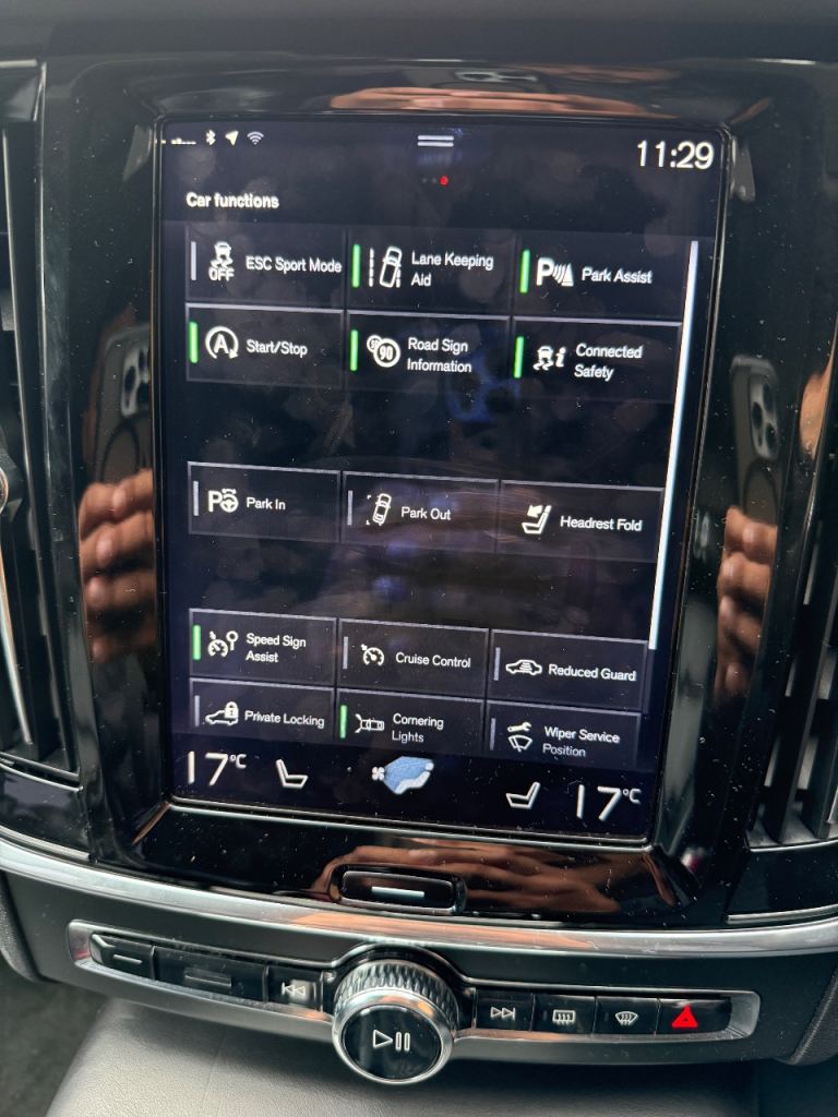 Volvo, S90, Saloon, 2017, Semi-Auto, 1969 (cc), 4 doors