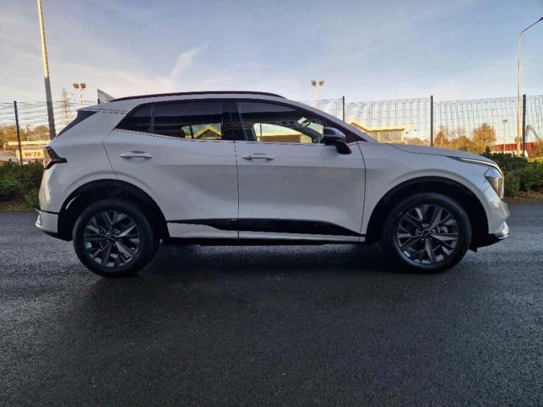 2025 Kia Sportage 1.6 h T-GDi GT-Line S SUV 5dr Petrol Hybrid Auto Euro 6 (s/s) (207 bhp) ESTATE ...