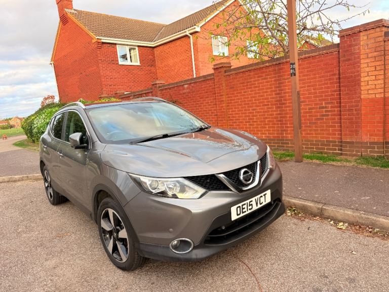 Nissan, QASHQAI, Hatchback, 2015, Manual, 1197 (cc), 5 doors