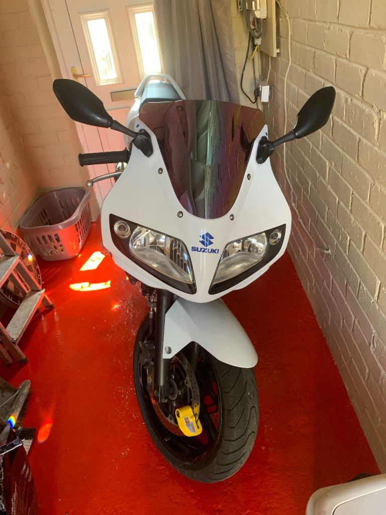 Suzuki, SV, 2016, 645 (cc)