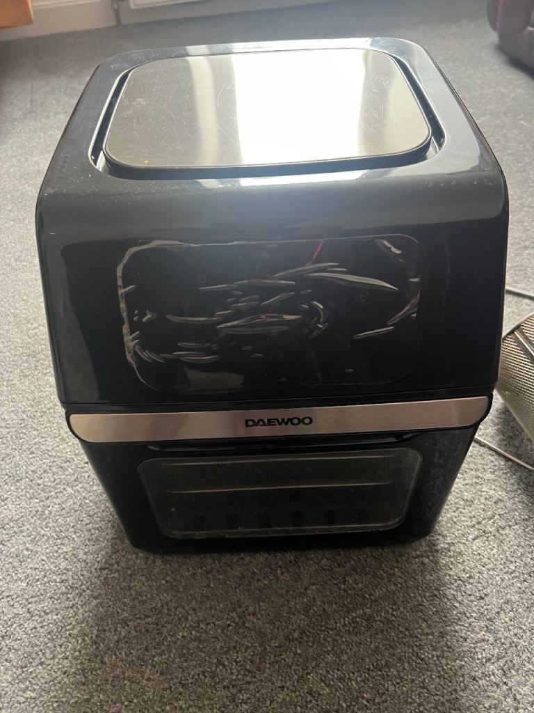 Daewoo Black Air Fryer – Good Condition