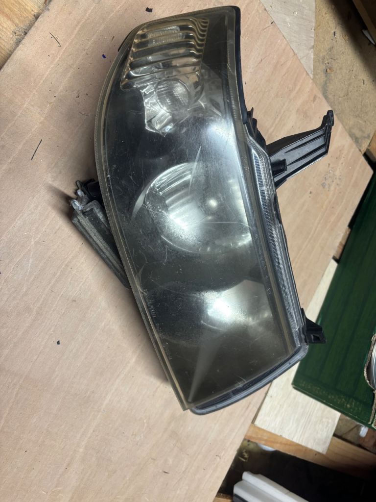 Bongo Xenon head light