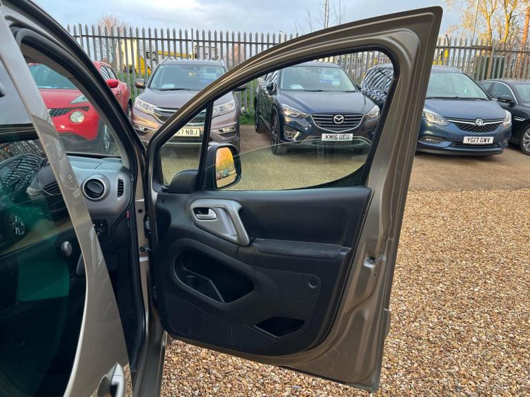 2017 Citroen Berlingo 1.6 BlueHDi Flair Multispace MPV ETG6 Euro 6 (s/s) 5dr MPV Diesel Automatic