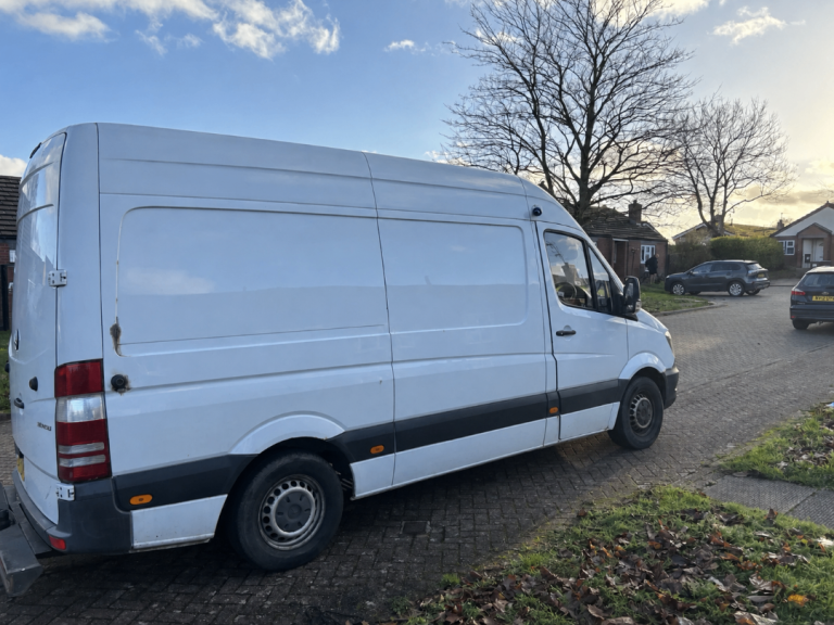 2014 Mercedes Sprinter 313 CDI MWB High Roof - MOT Nov 2026 - £2,500 ONO