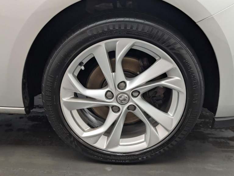 2016 Vauxhall Astra 1.6 CDTi BlueInjection SRi Hatchback 5dr Diesel Auto Euro 6 (136 ps) TINTED H...