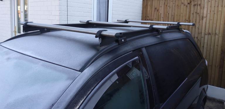 Astra van/estate roof rack and roof rails for mk5 (H)