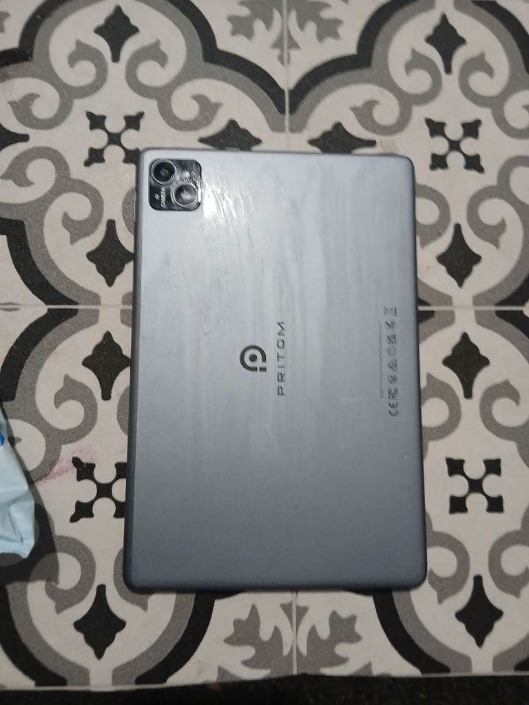 image for No cracks or scratches tablet 