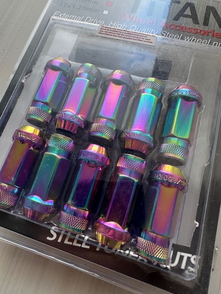 Titan GT50 tuner wheel nuts neochrome JDM drift