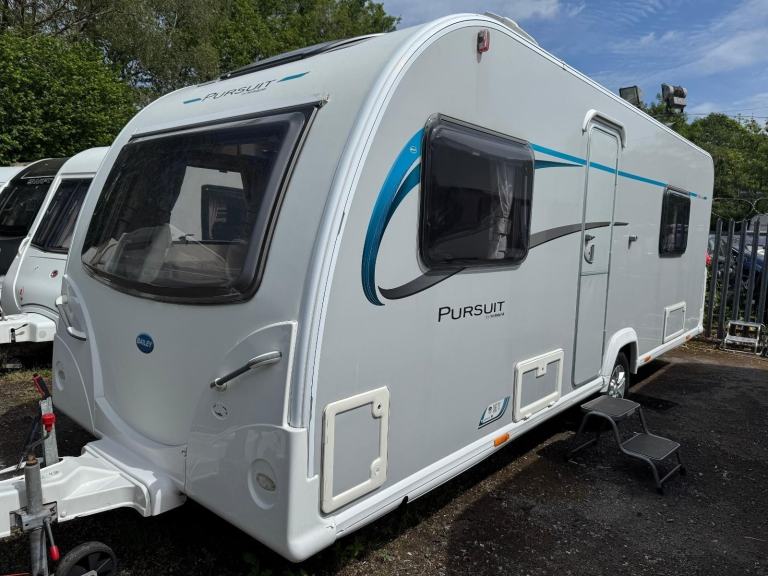 ⭐️ 2016/17 BAILEY PURSUIT 550/4 ⭐️ FIXED SINGLE BEDS ⭐️ TOURING CARAVAN ⭐️