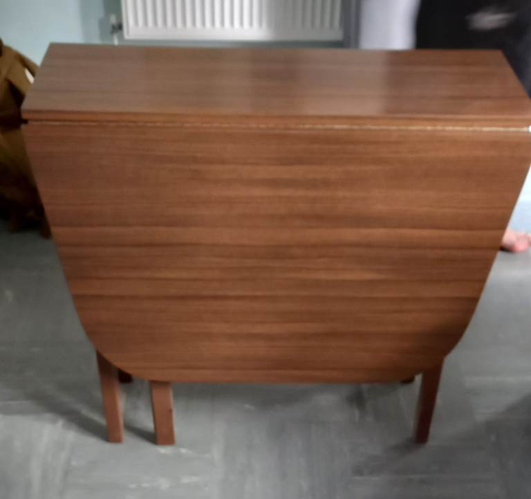 Wooden Drop-Leaf Dining Table – Good Condition
