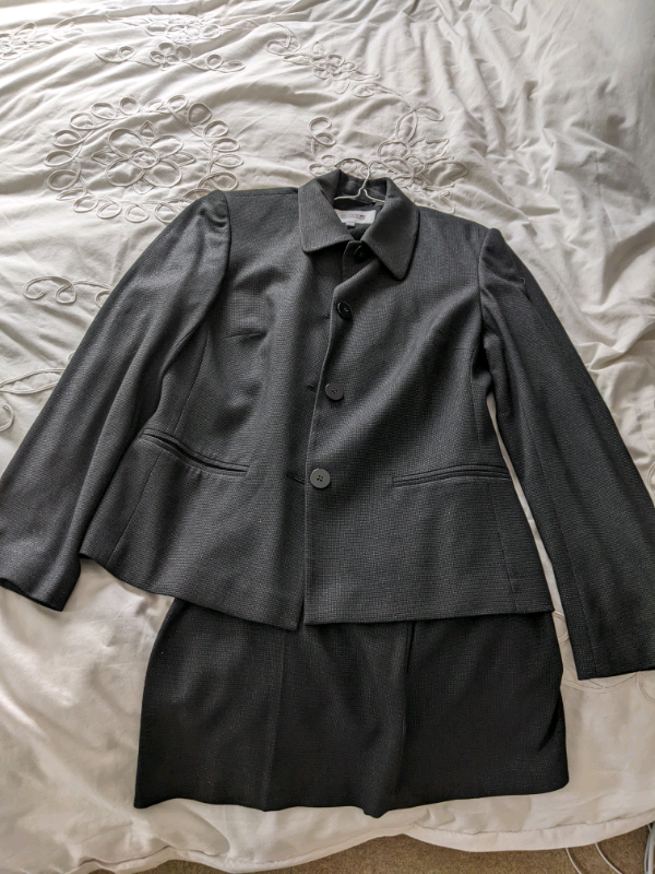 Lady's trousers suit 