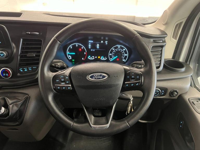 2022 Ford Transit 2.0 EcoBlue 130ps H3 17 Seater Leader MINIBUS DIESEL Manual