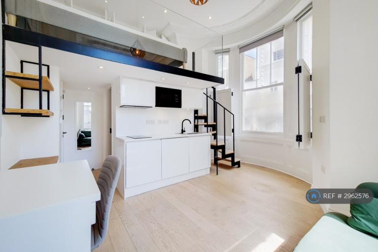 1 bedroom flat in Westbourne Terrace, London, W2 (1 bed) (#2962576)