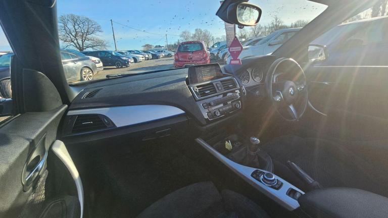 2016 BMW 2 Series 1.5 218i M Sport Convertible 2dr Petrol Manual Euro 6 (s/s) (136 ps) CONVERTIBL...