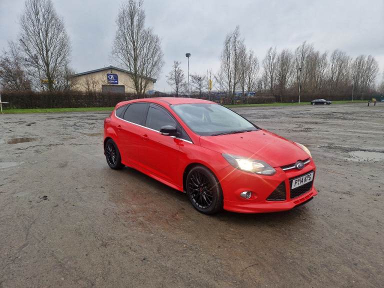 Ford, FOCUS, Hatchback, 2014, Manual, 998 (cc), 5 doors