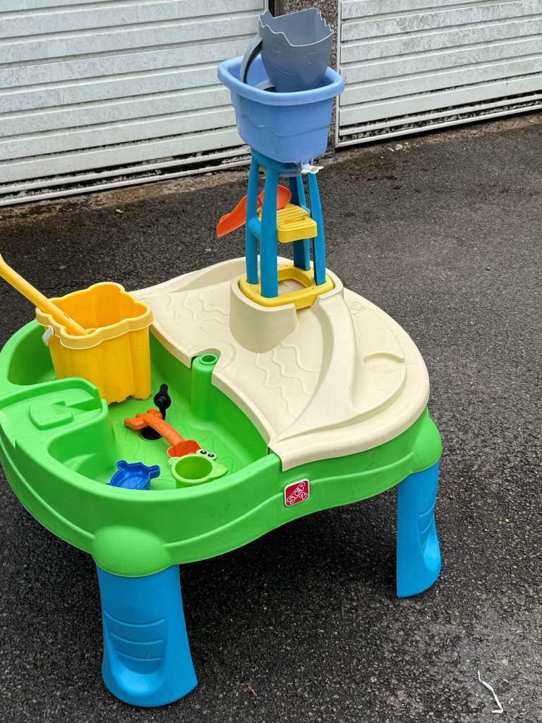 image for Step 2 Sand and Water table for Kids