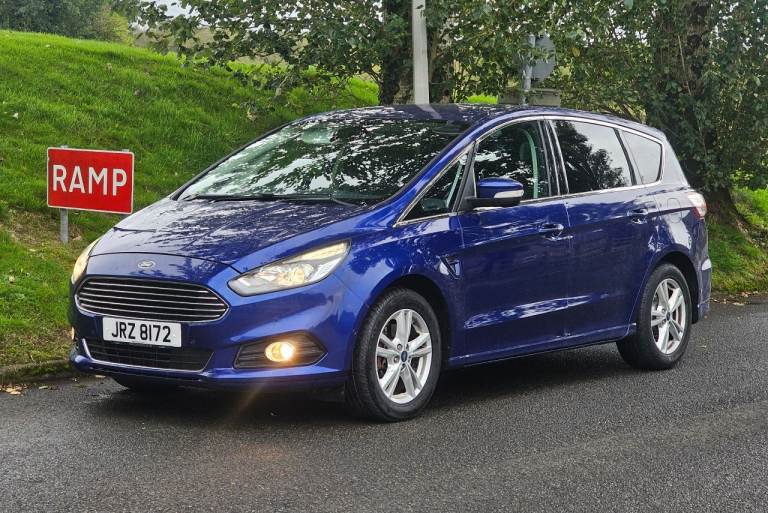 Ford S-Max Titanium 